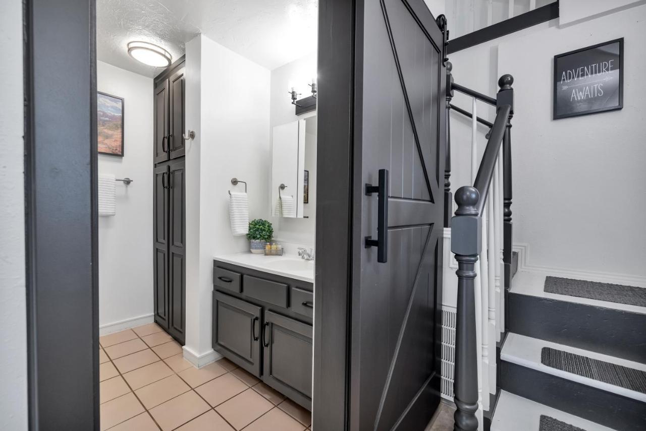 ספרינגדייל Red Rock Inn Cottages מראה חיצוני תמונה