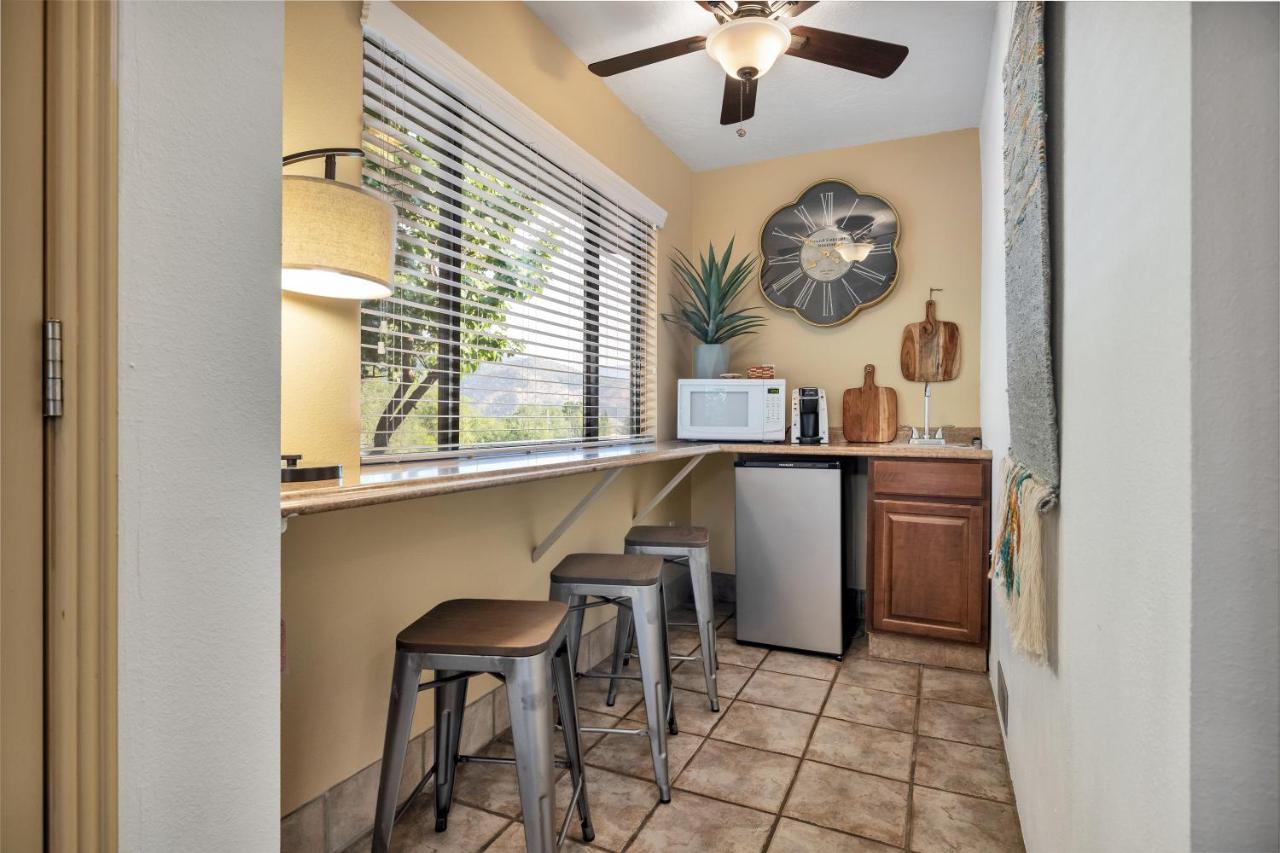 ספרינגדייל Red Rock Inn Cottages מראה חיצוני תמונה