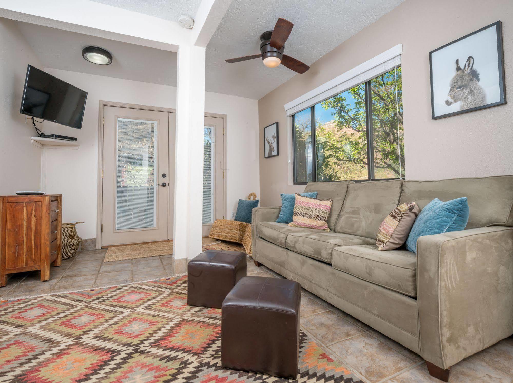 ספרינגדייל Red Rock Inn Cottages מראה חיצוני תמונה